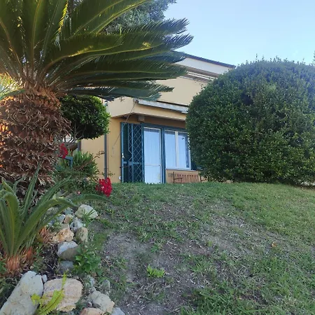 Il Giardino Sull'isola - - Apartament Bergeggi